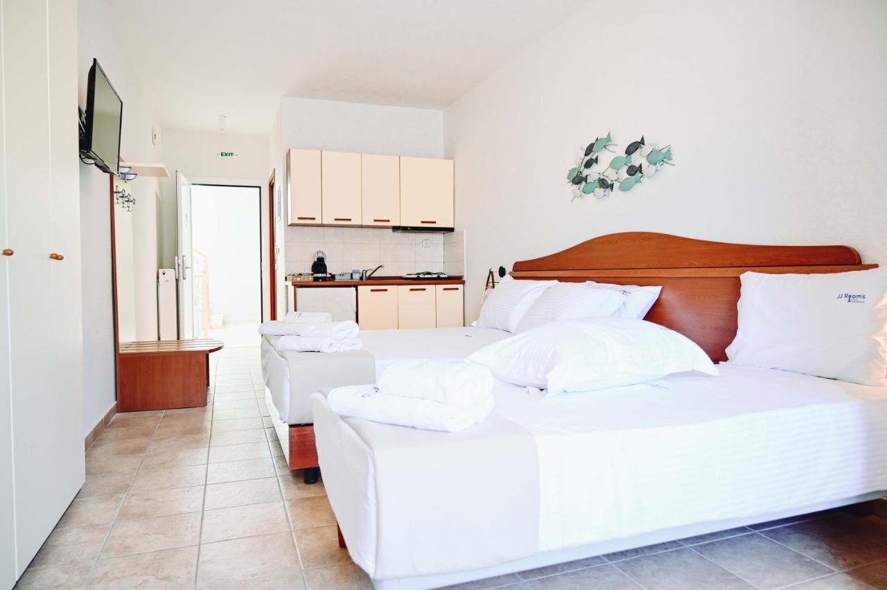 Jj Rooms Luxury Apartments Kallithea  Bagian luar foto