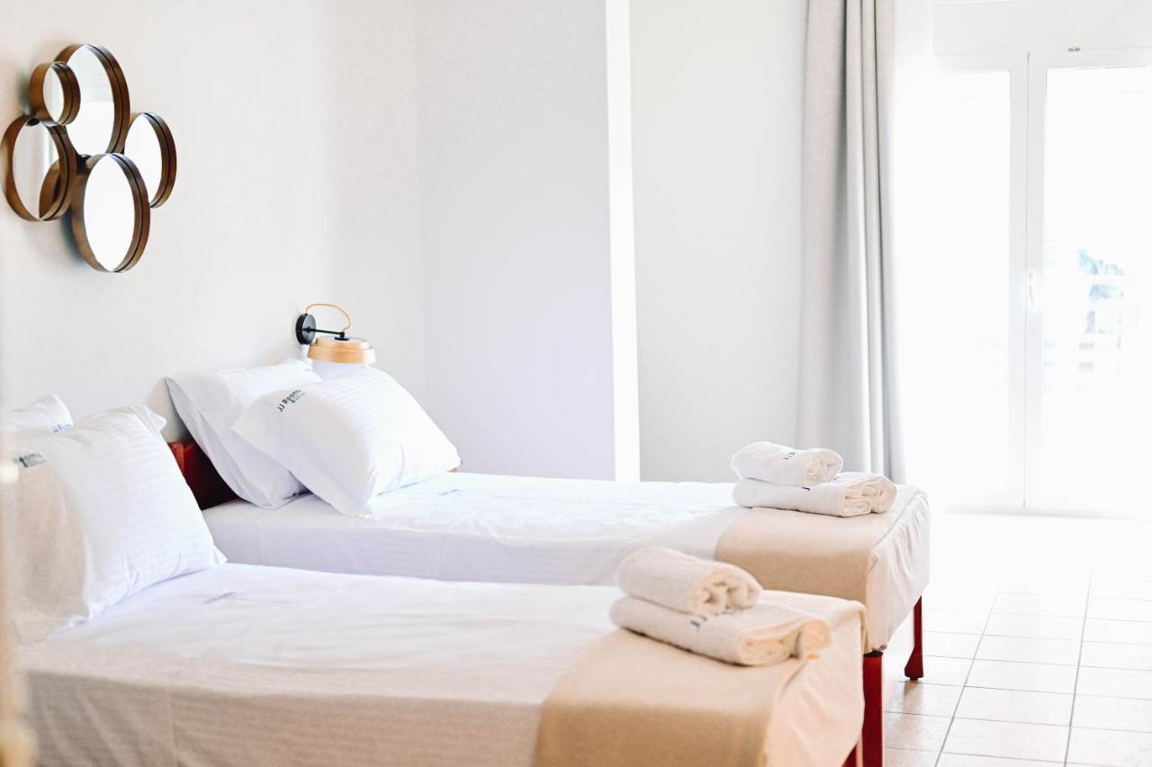 Jj Rooms Luxury Apartments Kallithea  Bagian luar foto